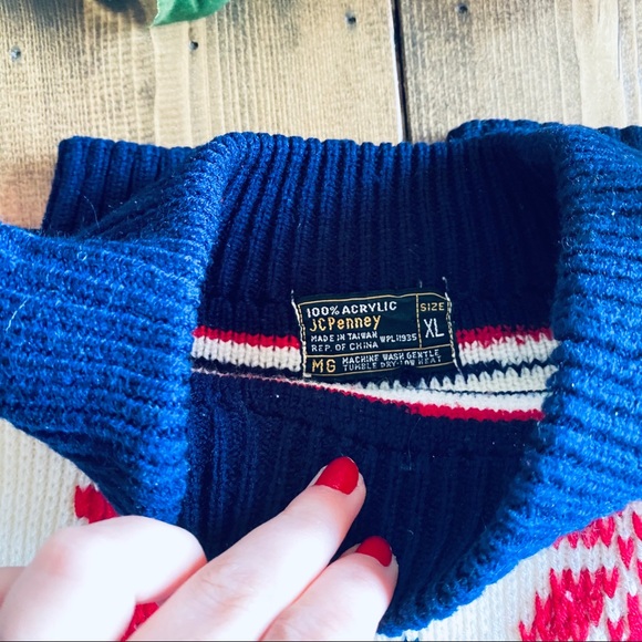 VINTAGE J.C. PENNEY Fair Isle Holiday Ski Sweater - Picture 5 of 13